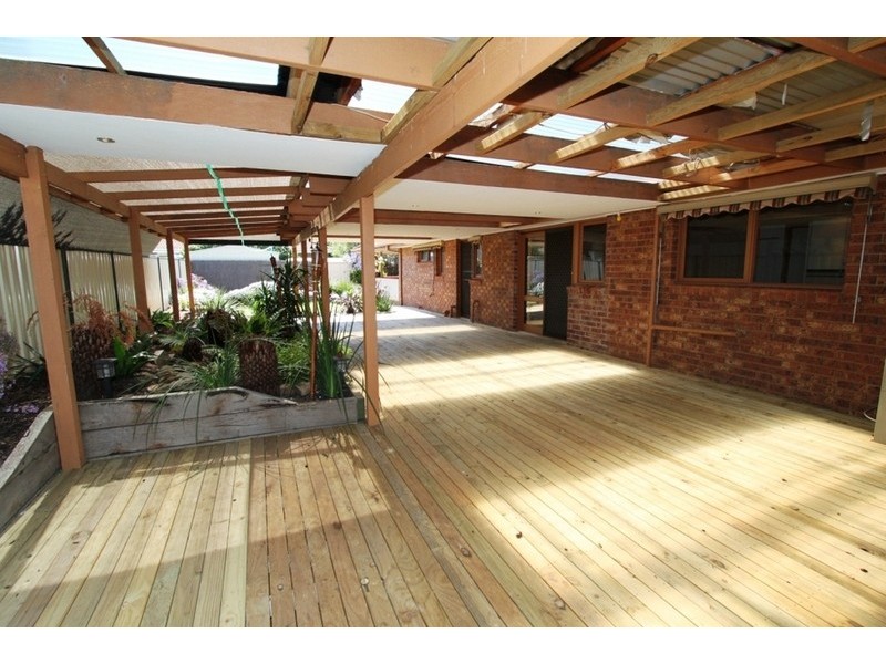1 Hilton Way, Melton West VIC 3337