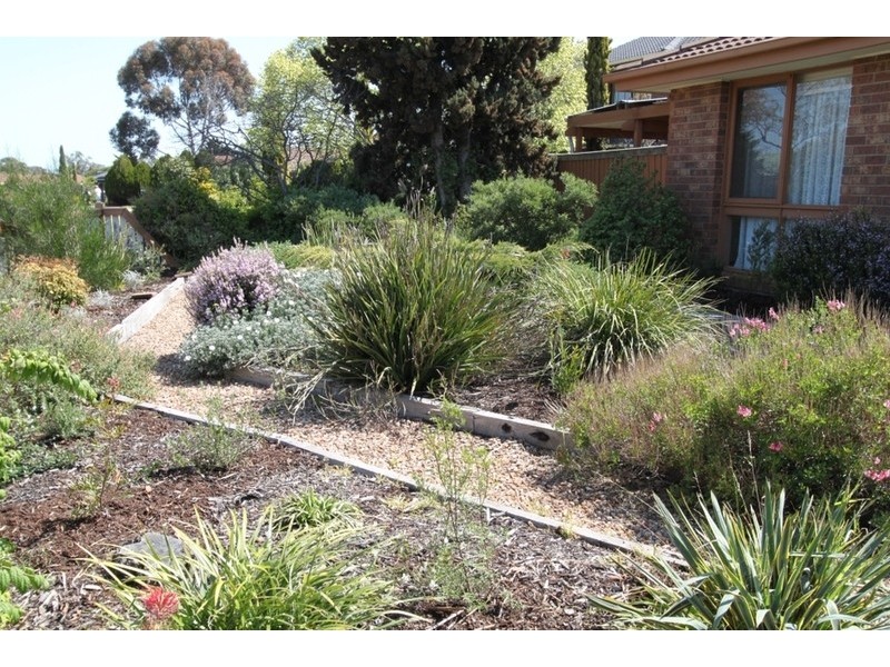 1 Hilton Way, Melton West VIC 3337