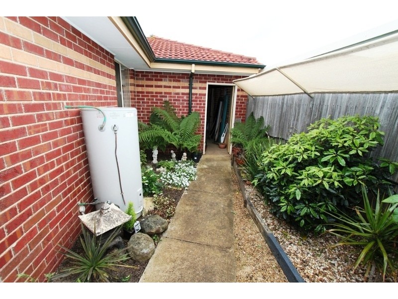 1/32 Toolern Street, Melton South VIC 3338