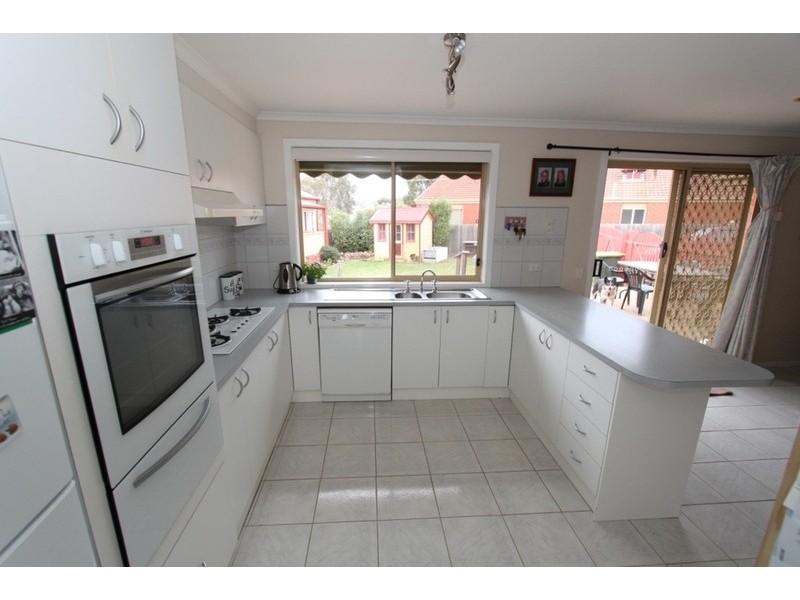 2 Cashmore Court, Bacchus Marsh VIC 3340