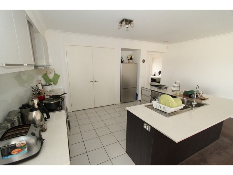24 Highfield Way, Kurunjang VIC 3337