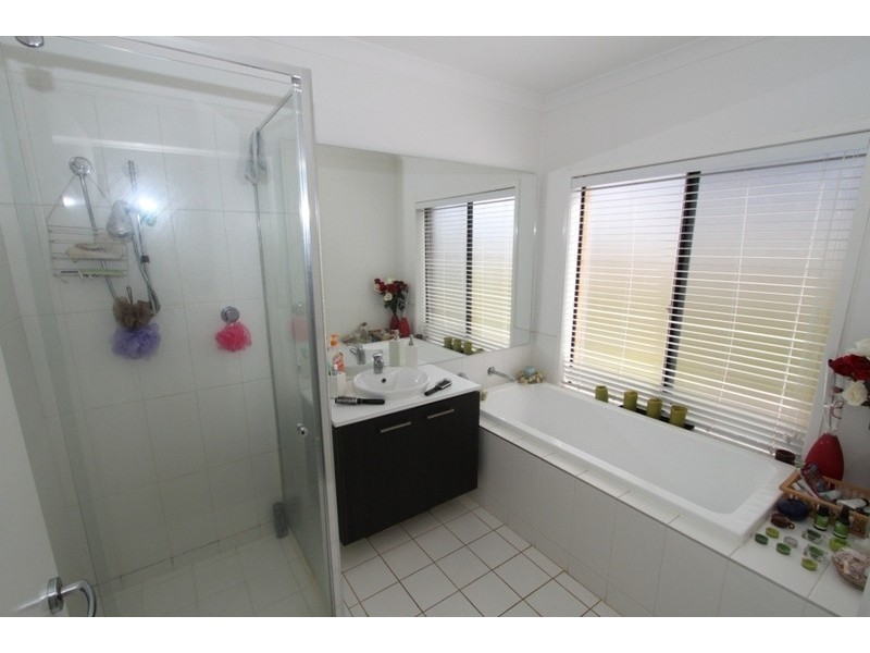 24 Highfield Way, Kurunjang VIC 3337