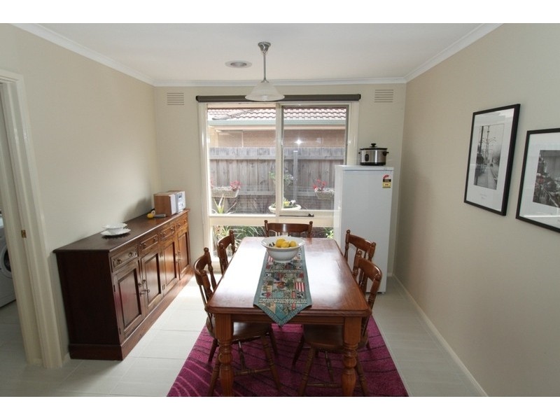 1 Brixton Place, Melton VIC 3337