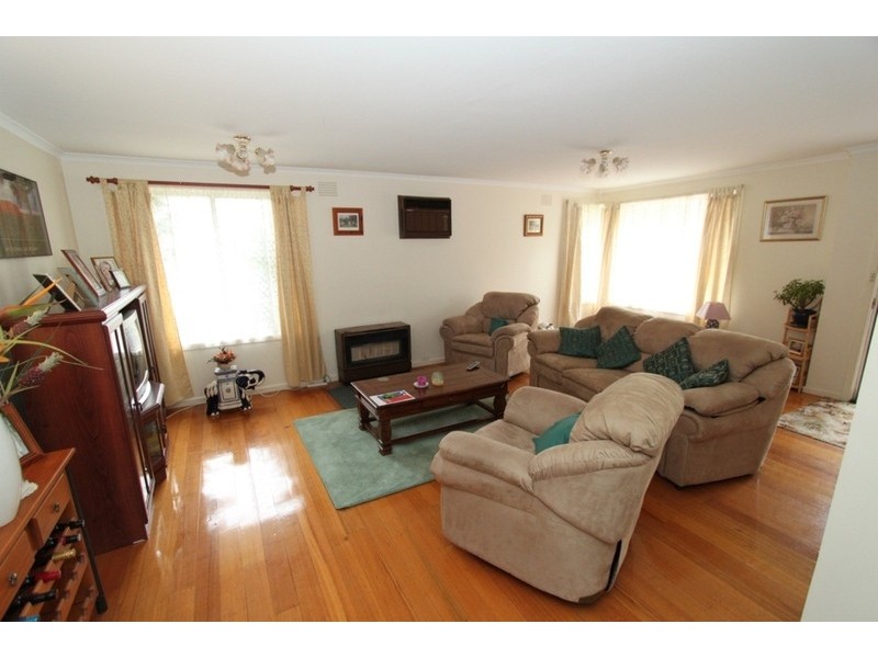 7 Tamar Drive, Melton South VIC 3338