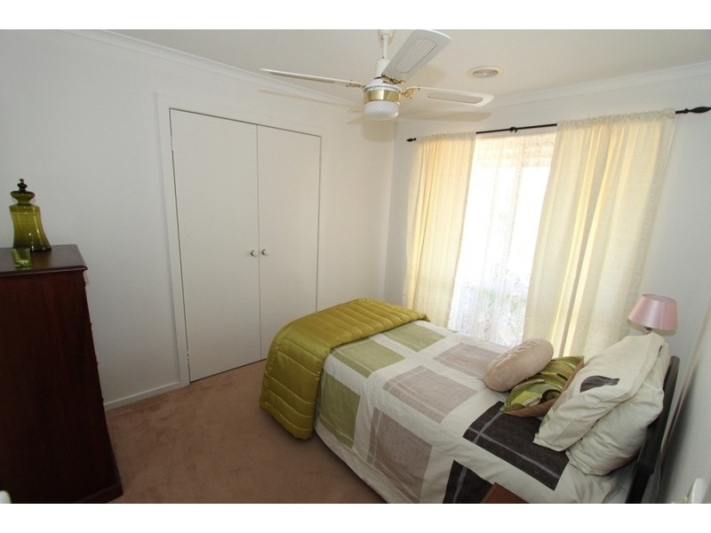 26 Gloaming Ride, Melton VIC 3337