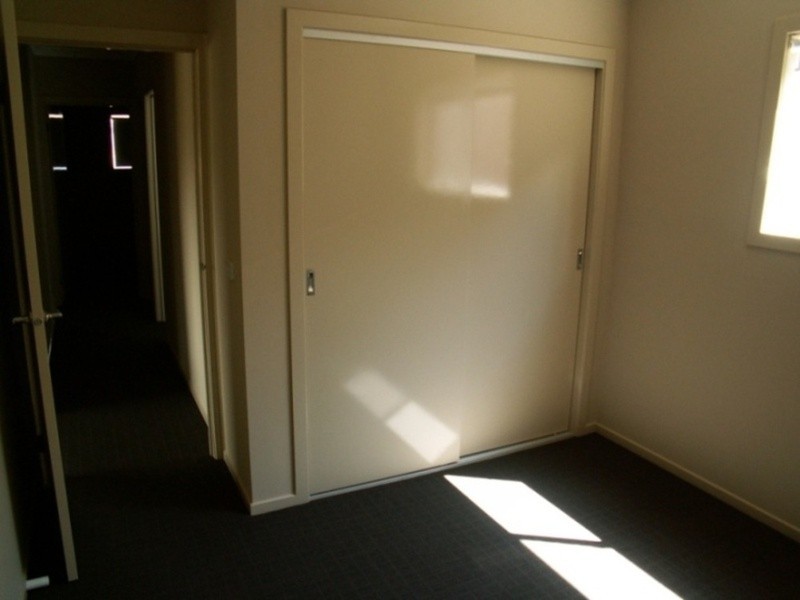 27 Peter Pan Crescent, Melton VIC 3337