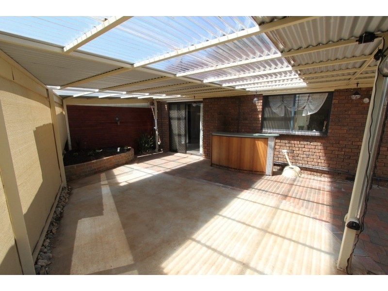 90 West Melton Drive, Melton West VIC 3337