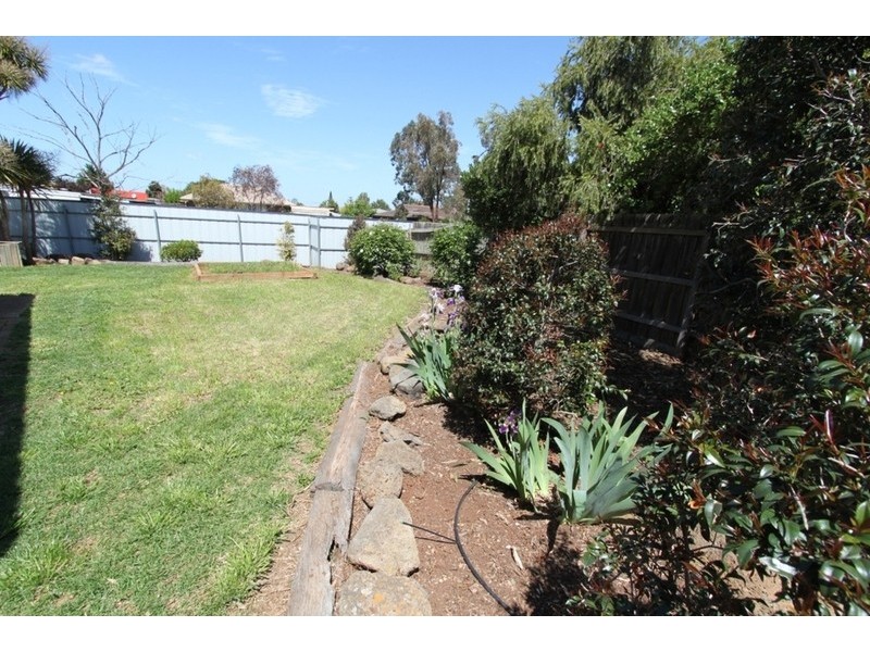 90 West Melton Drive, Melton West VIC 3337