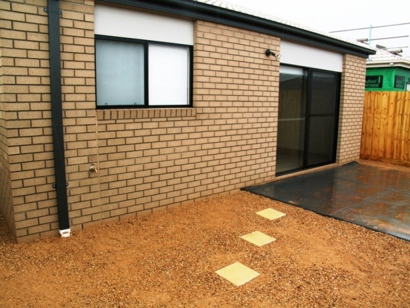 33 Peterpan Crescent, Kurunjang VIC 3337