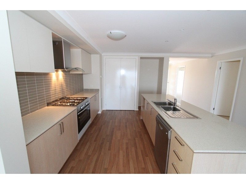 39 Turpentine Road, Brookfield VIC 3338