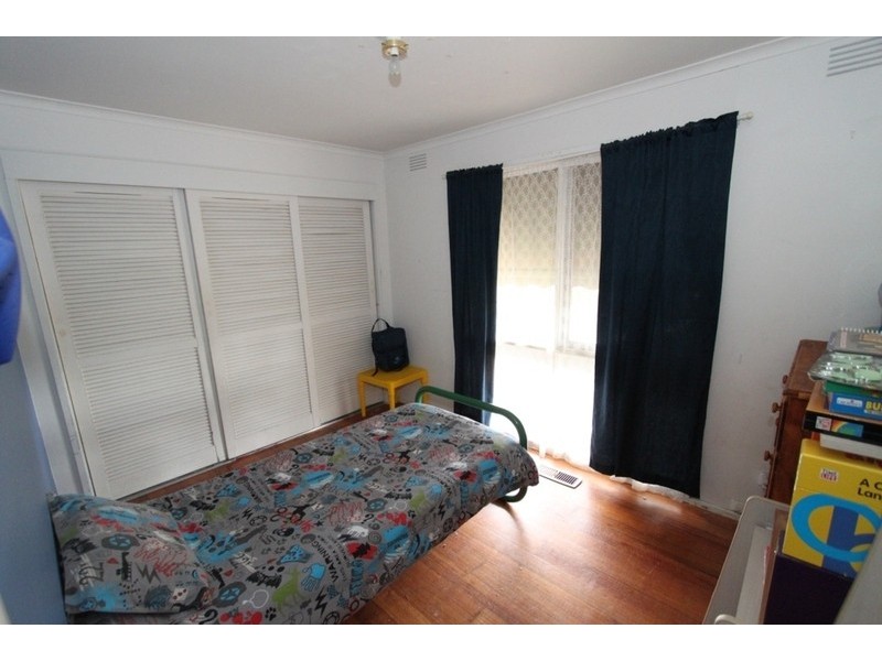 30 Riddle Drive, Melton VIC 3337