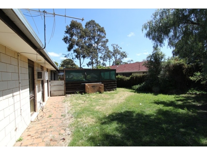 6 Hornbuckle Close, Melton VIC 3337