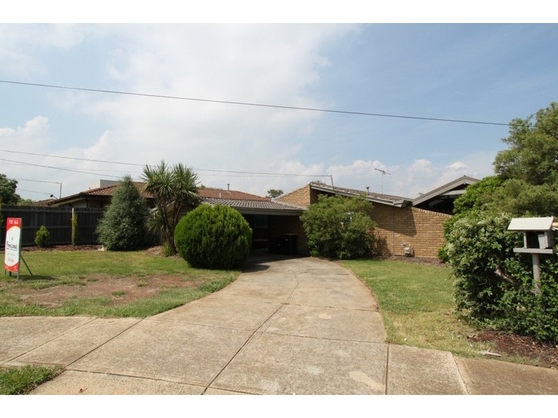 13 Musk Court, Melton VIC 3337