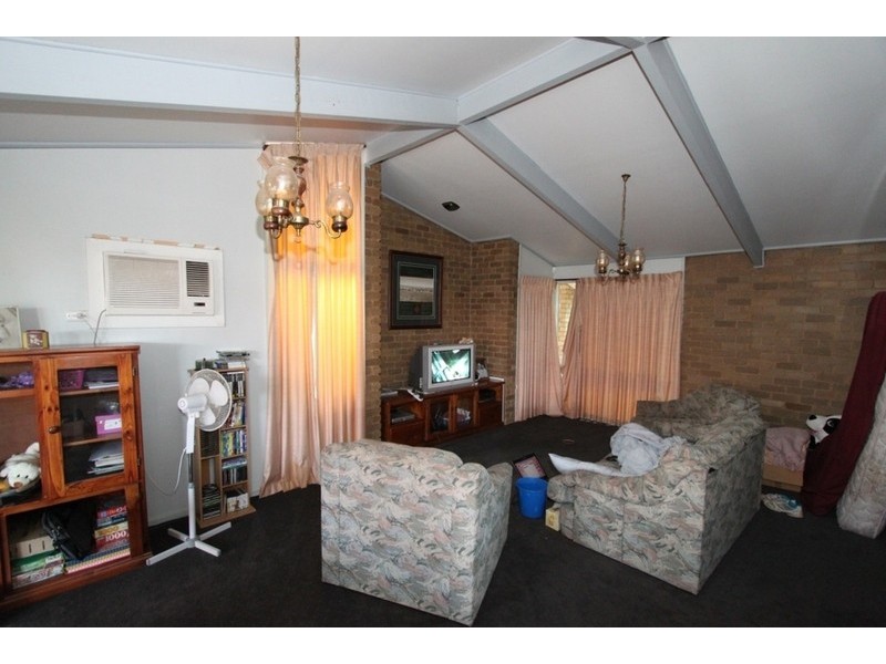 13 Musk Court, Melton VIC 3337