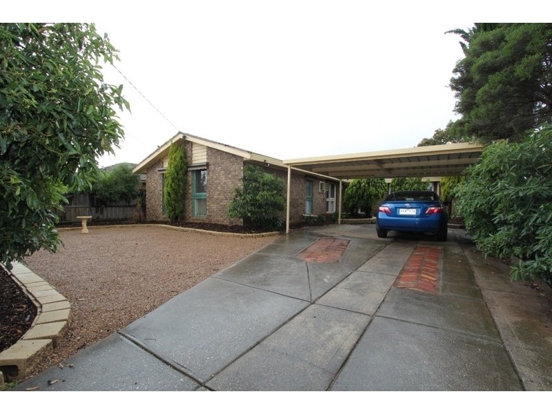 46 Grace Street, Melton South VIC 3338