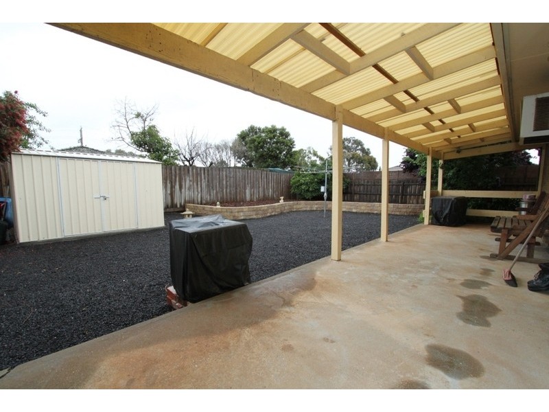 46 Grace Street, Melton South VIC 3338