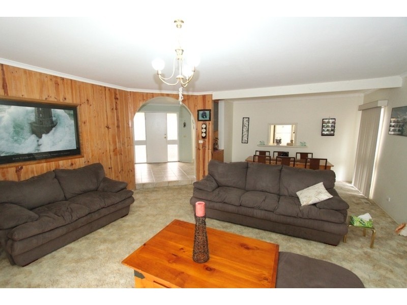 46 Grace Street, Melton South VIC 3338