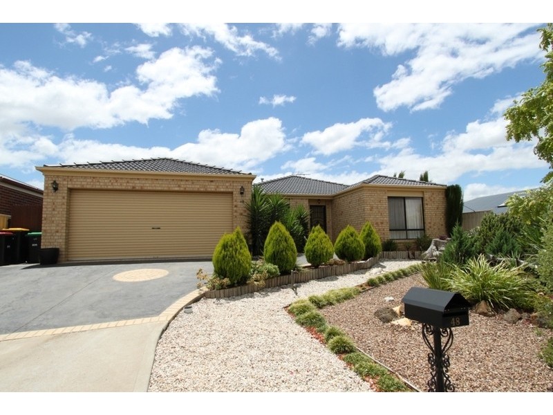 48 Meadow Glen Drive, Melton West VIC 3337