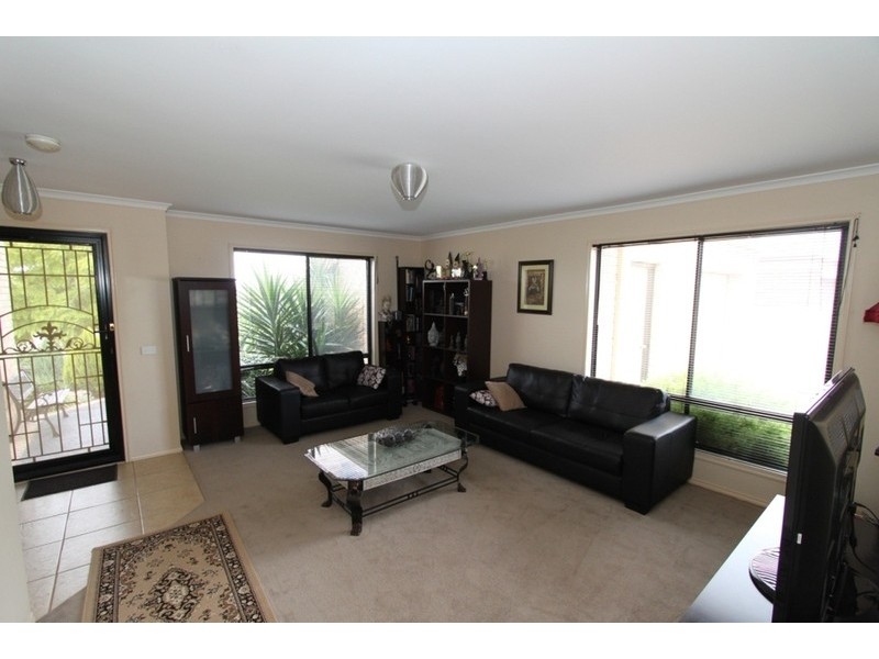 48 Meadow Glen Drive, Melton West VIC 3337