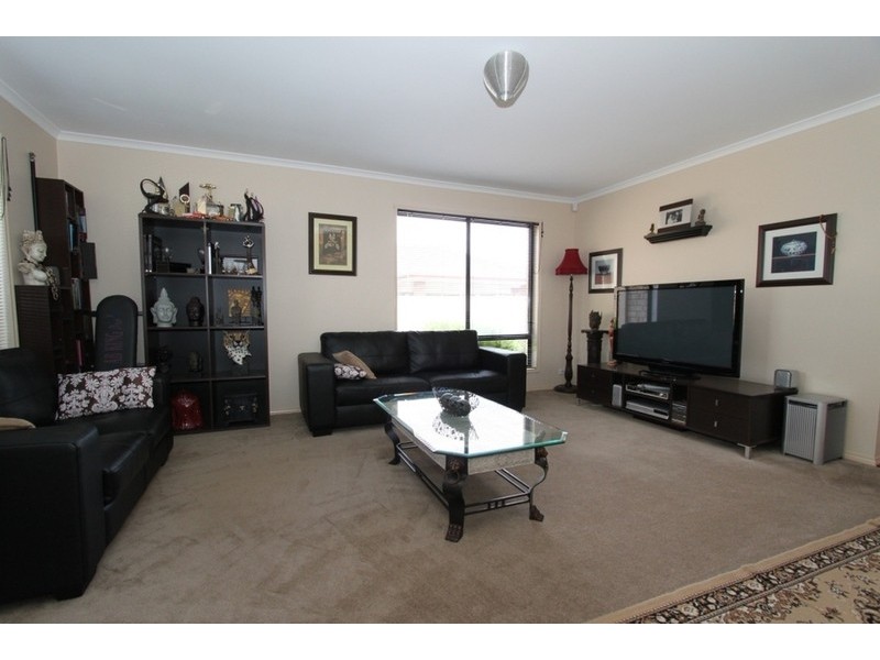 48 Meadow Glen Drive, Melton West VIC 3337