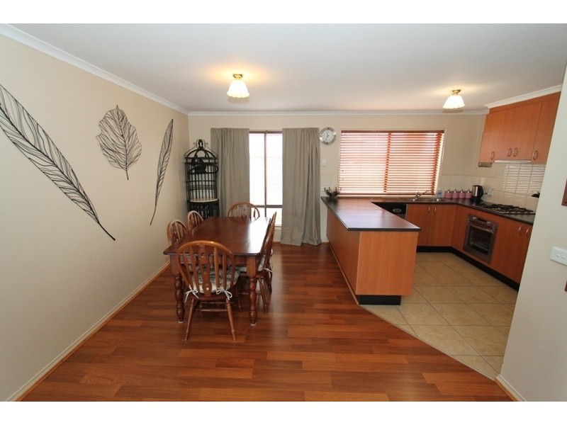 48 Meadow Glen Drive, Melton West VIC 3337