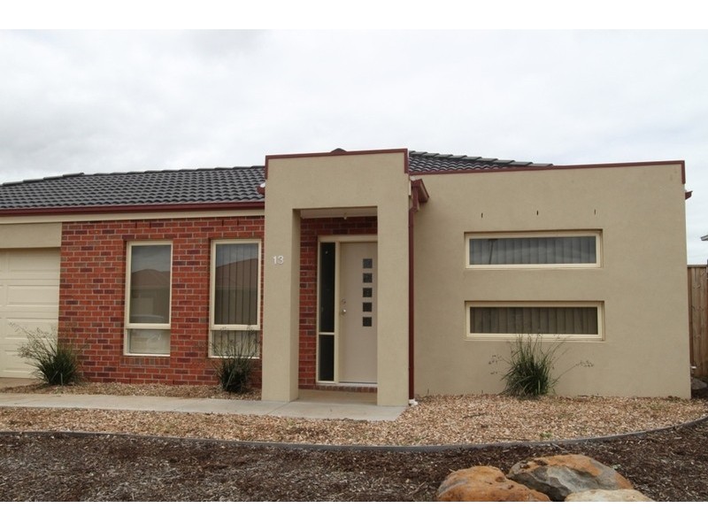 13 Arjun Avenue, Melton West VIC 3337