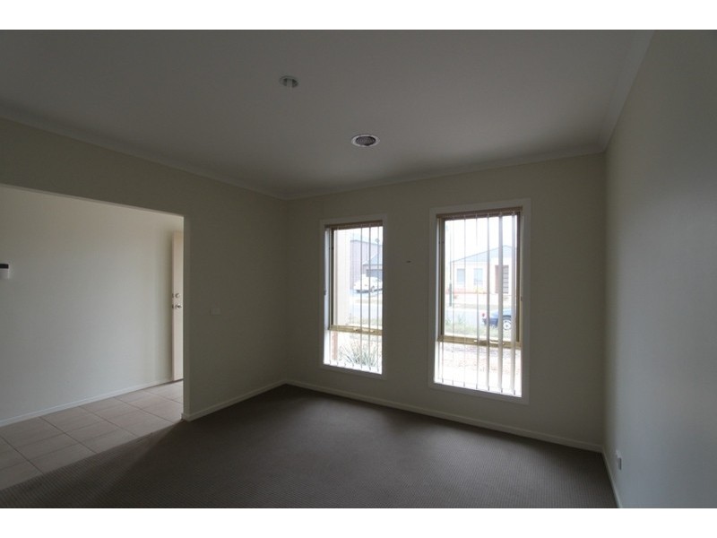 13 Arjun Avenue, Melton West VIC 3337