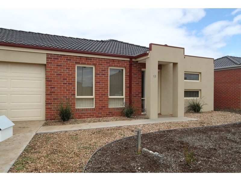 13 Arjun Avenue, Melton West VIC 3337