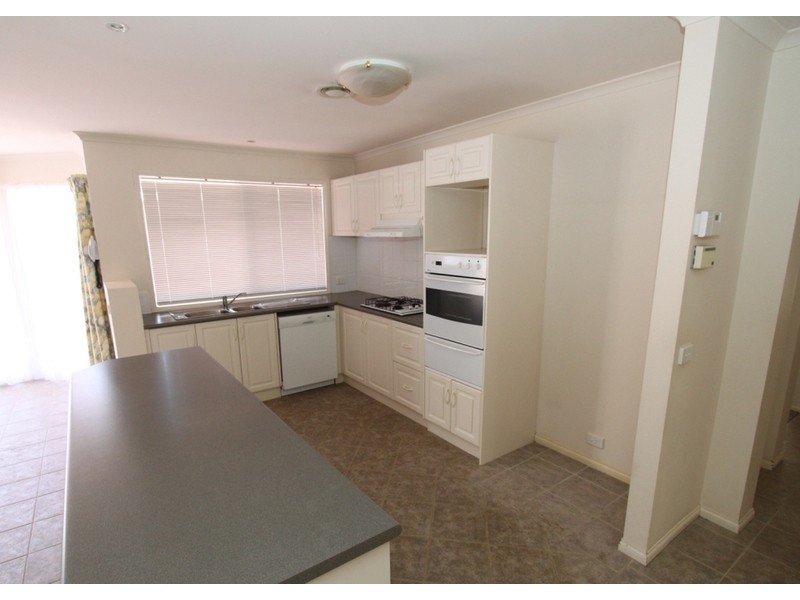 17 Westlake Drive, Melton West VIC 3337