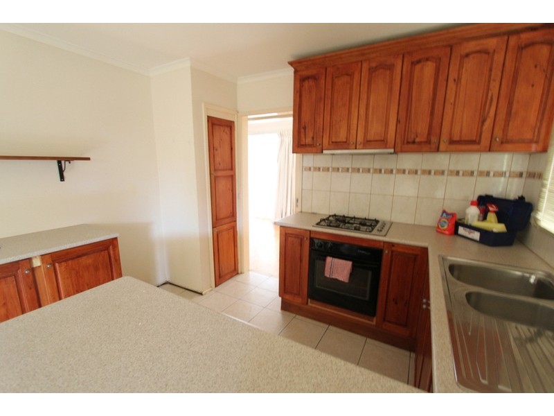 2 Lancaster Way, Melton VIC 3337