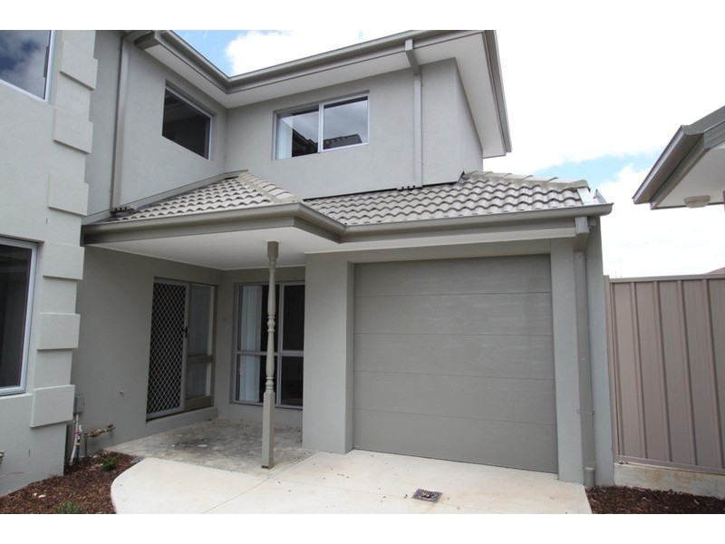 10/20-24 Palmerston Street, Melton VIC 3337