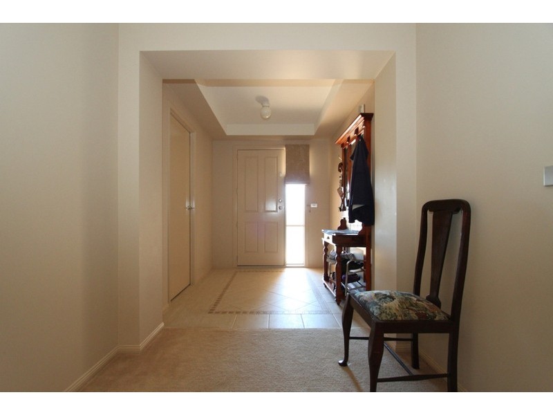 87 Westlakes Drive, Melton West VIC 3337