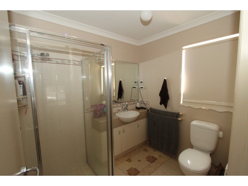 87 Westlakes Drive, Melton West VIC 3337