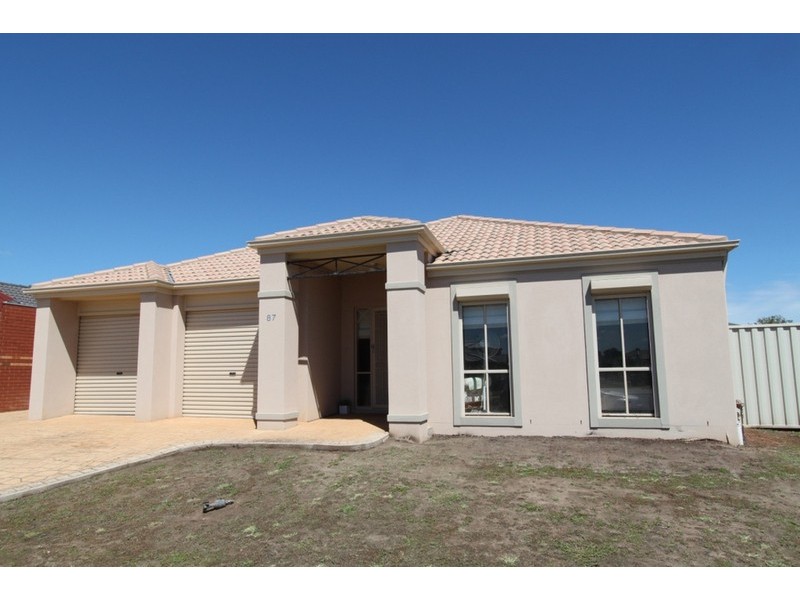 87 Westlakes Drive, Melton West VIC 3337