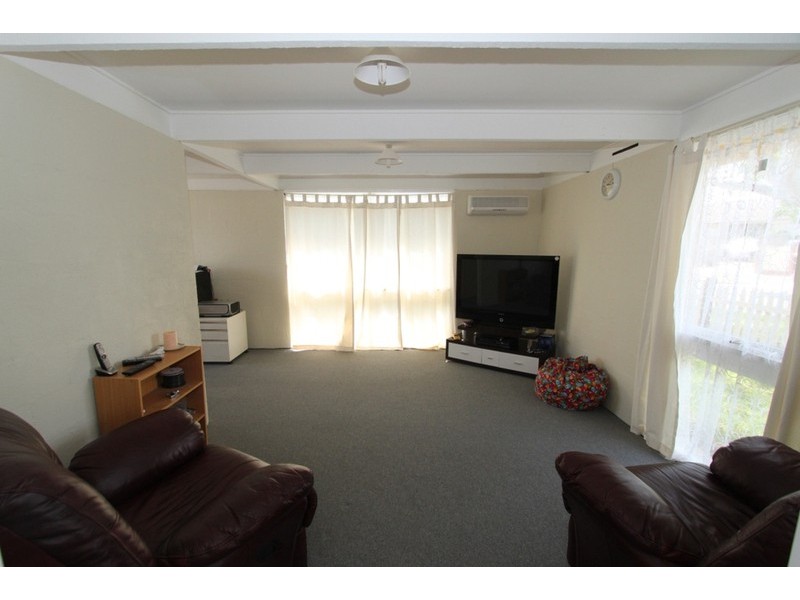 1 Berkley Place, Melton West VIC 3337