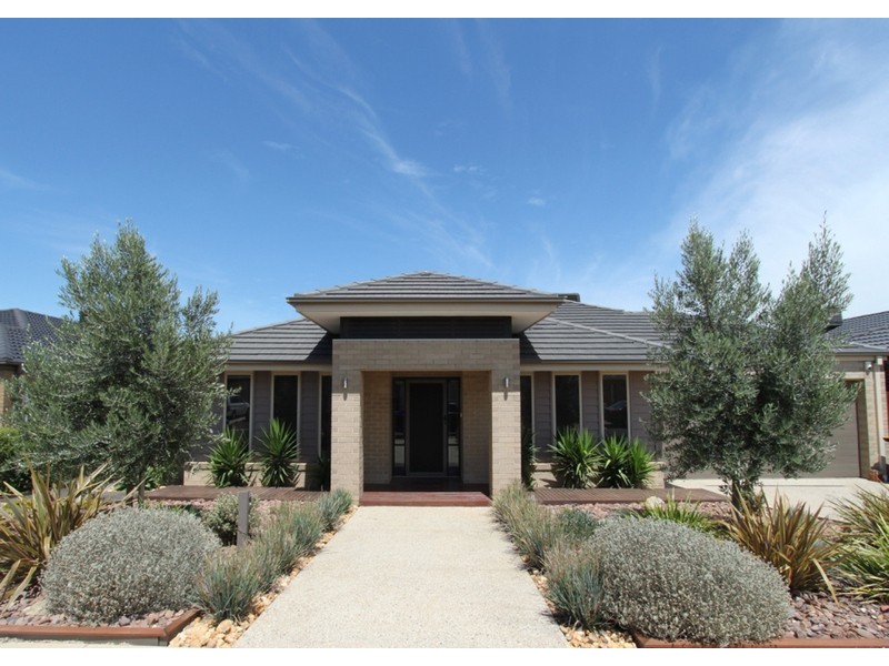 3 Nicholas Place, Brookfield VIC 3338