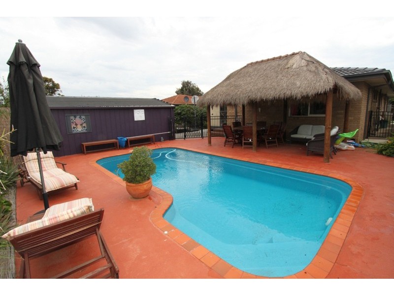 66 Marina Drive, Melton VIC 3337