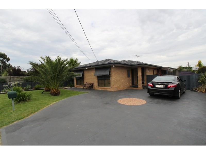 66 Marina Drive, Melton VIC 3337