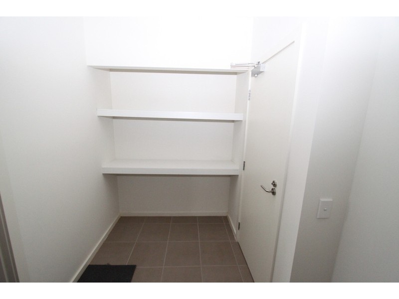 25/9 Petrea Place, Melton West VIC 3337