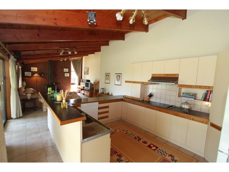 118 Andersons Road, Toolern Vale VIC 3337