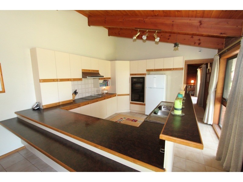 118 Andersons Road, Toolern Vale VIC 3337