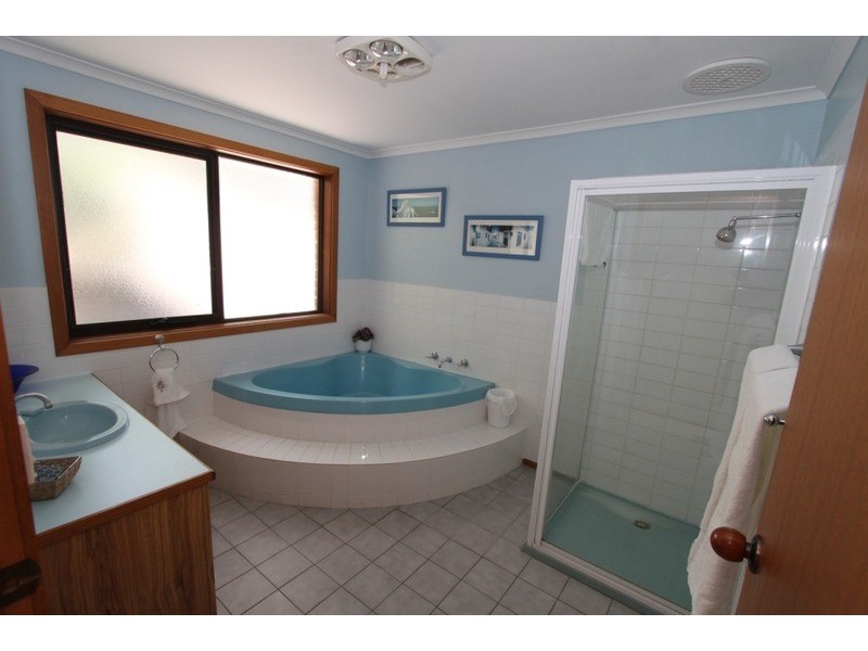 118 Andersons Road, Toolern Vale VIC 3337