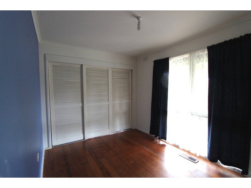 30 Riddle Drive, Melton VIC 3337