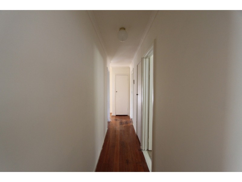 30 Riddle Drive, Melton VIC 3337