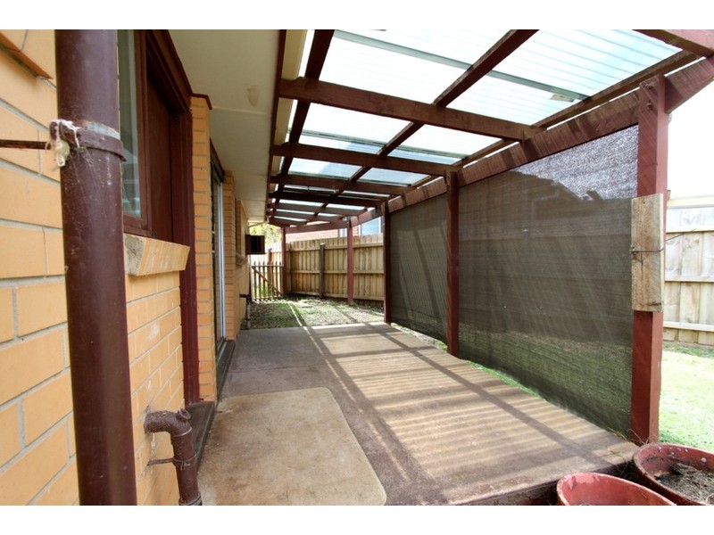 30 Riddle Drive, Melton VIC 3337