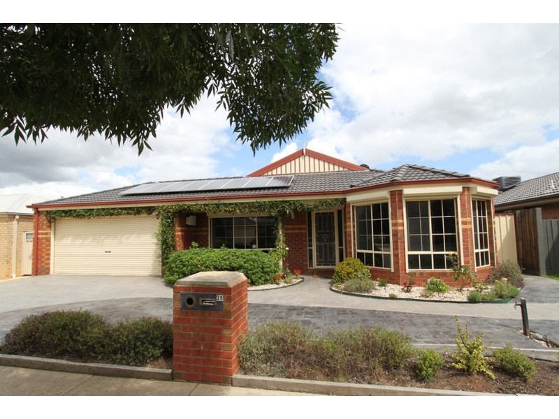 39 Westlake Drive, Melton West VIC 3337