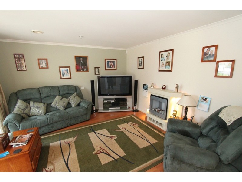 39 Westlake Drive, Melton West VIC 3337