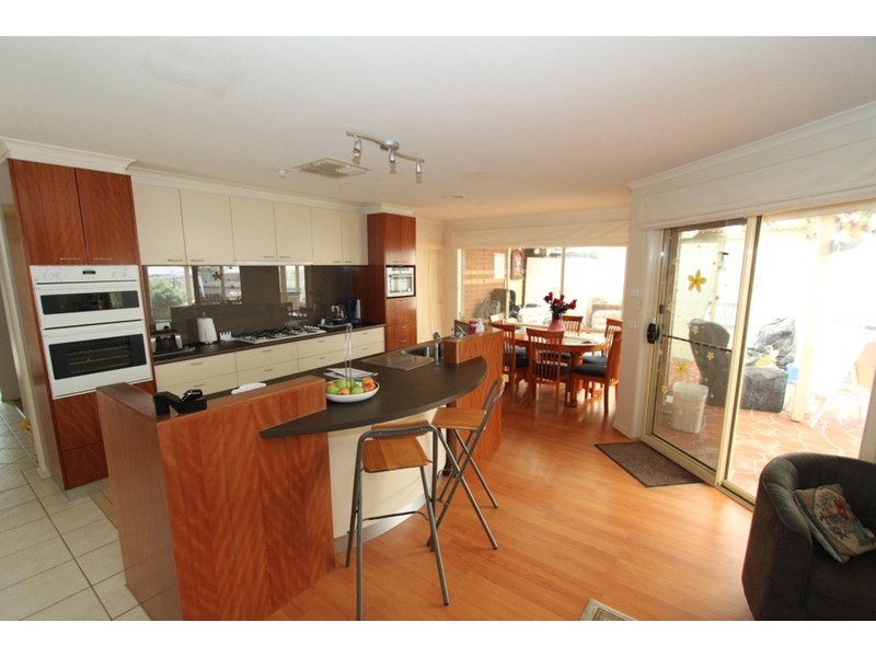 39 Westlake Drive, Melton West VIC 3337
