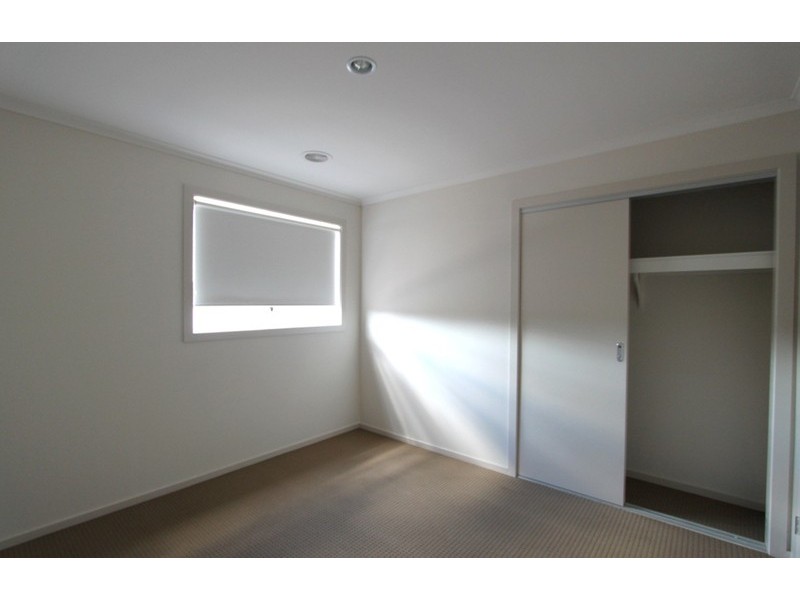 38 Kilmore Street, Brookfield VIC 3338