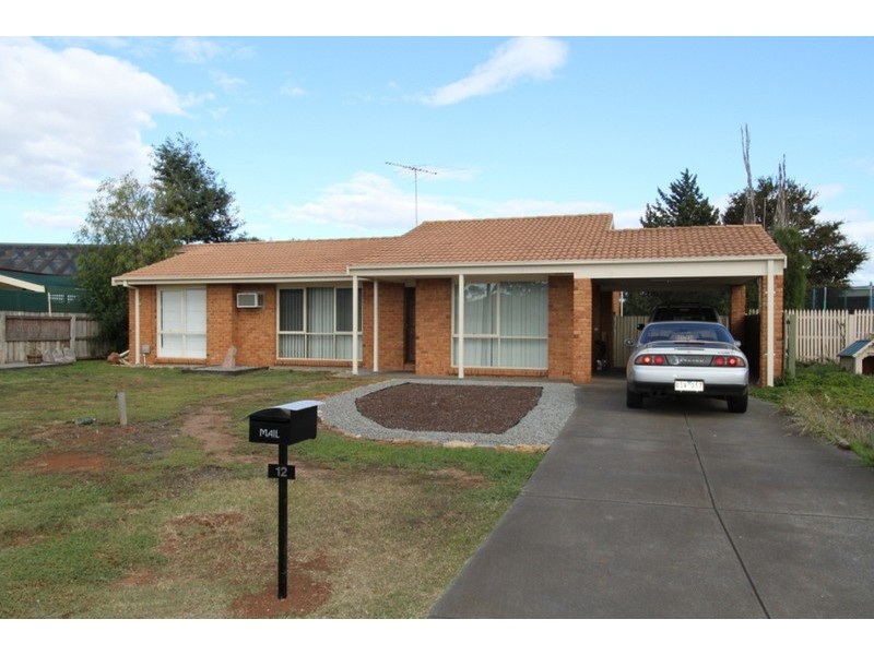 12 Kacatica Place, Brookfield VIC 3338
